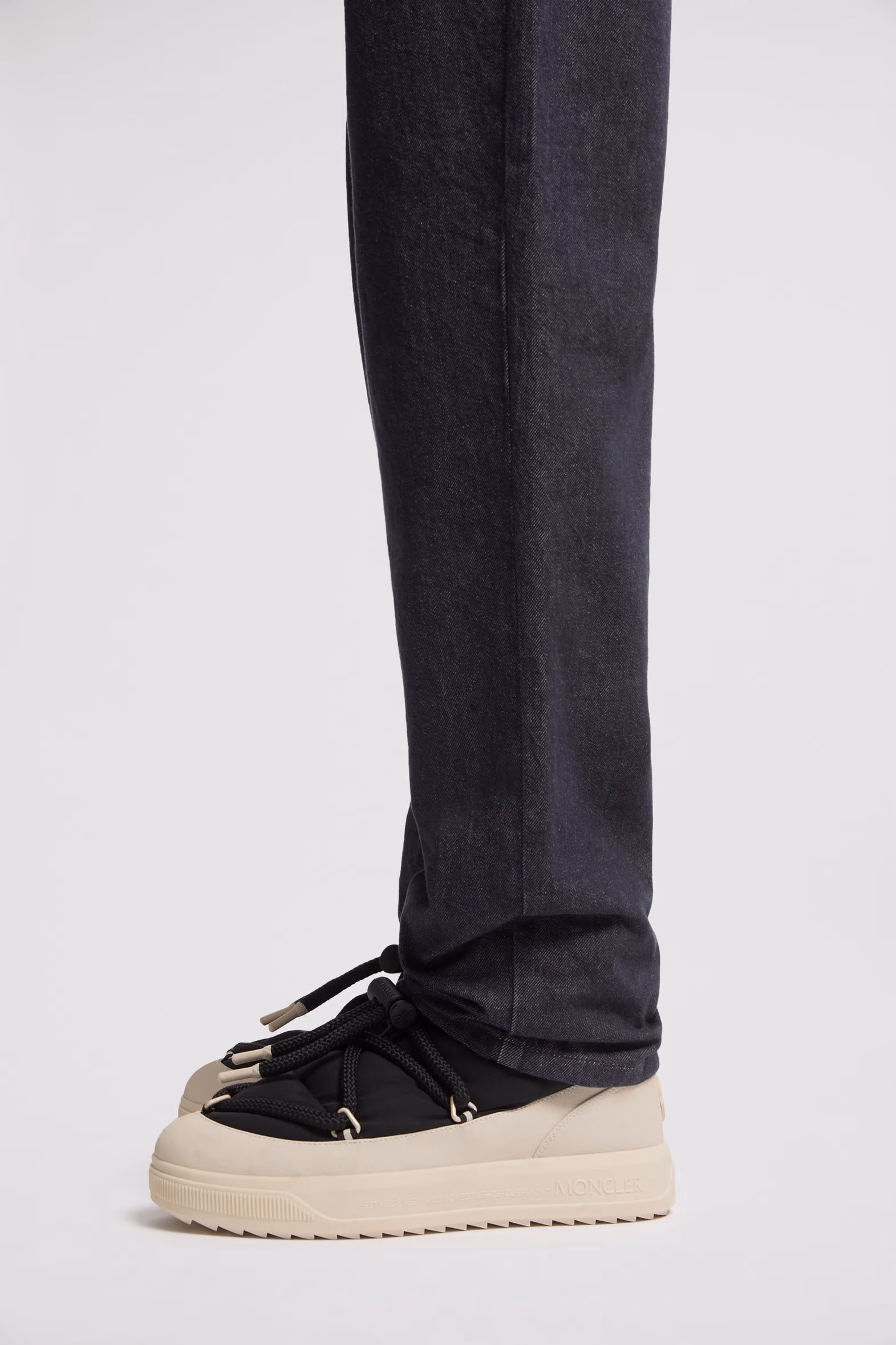 Straight Leg Jeans Men Denim Blue Moncler 4